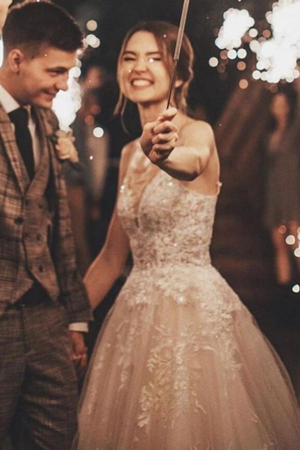 Gorgeous A-line V-neck Tulle Lace Wedding Dress-BallBride
