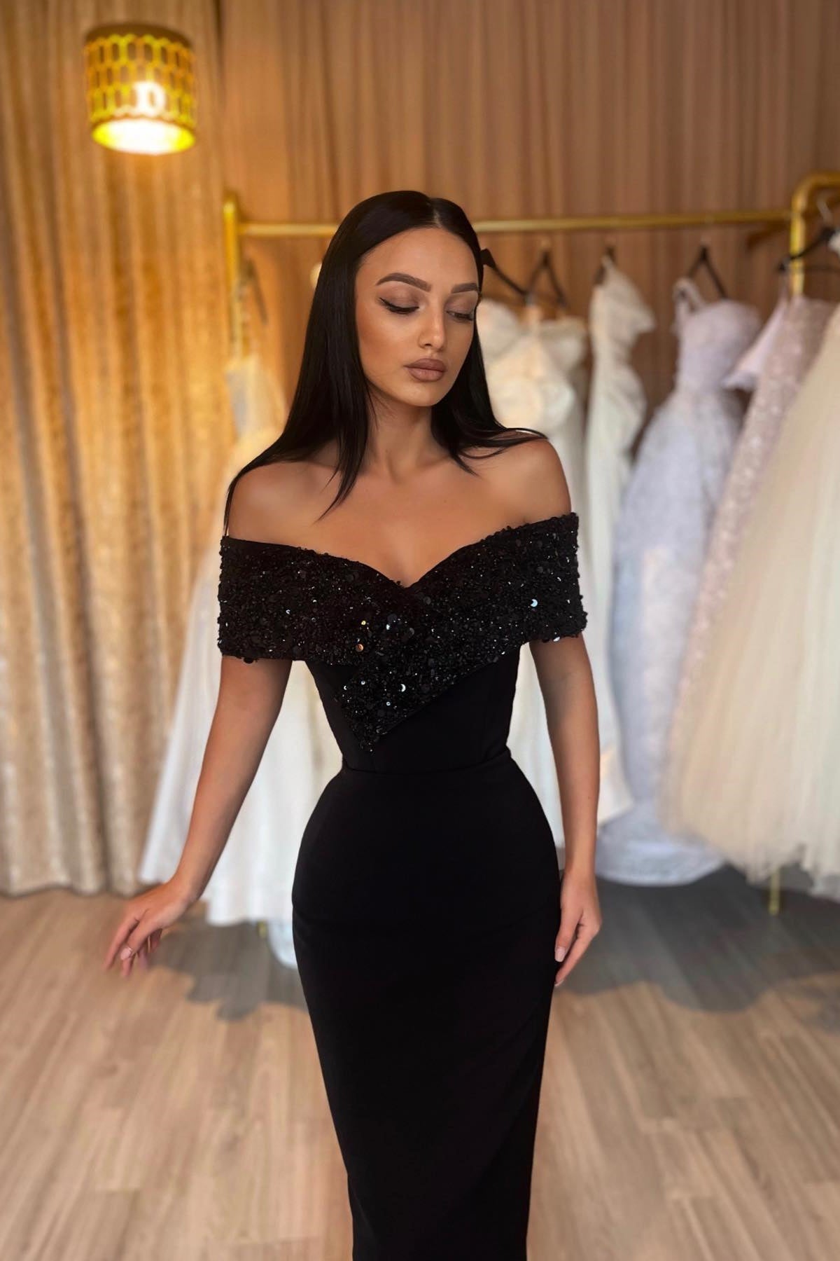 Gorgeous Black Off-the-shoulder Sweetheart Mermaid Prom Dress with Sequins-BallBride