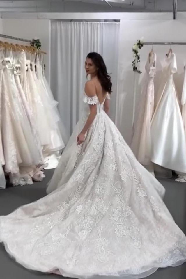 Gorgeous Long A-line Spaghetti-Straps Backless Wedding Dress with Tulle Lace-BallBride