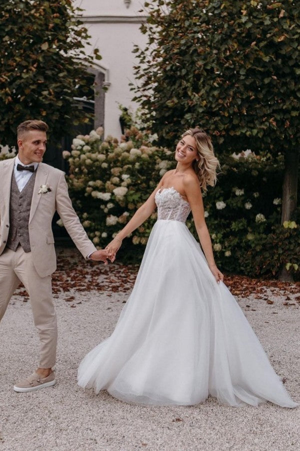 Gorgeous Long A-Line Sweetheart Wedding Dress with Lace Tulle & Front Slit-BallBride