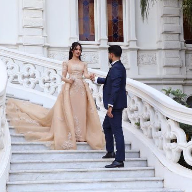 Gorgeous Long Sleeve Bateau Detachable Wedding Dress With Tulle-BallBride