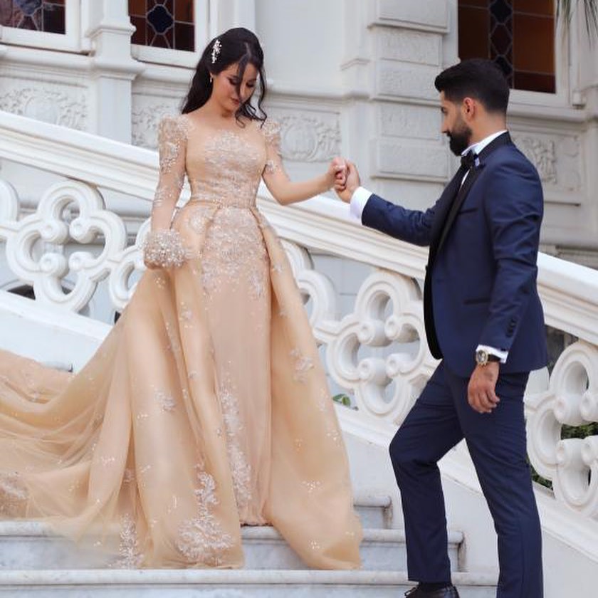 Gorgeous Long Sleeve Bateau Detachable Wedding Dress With Tulle-BallBride