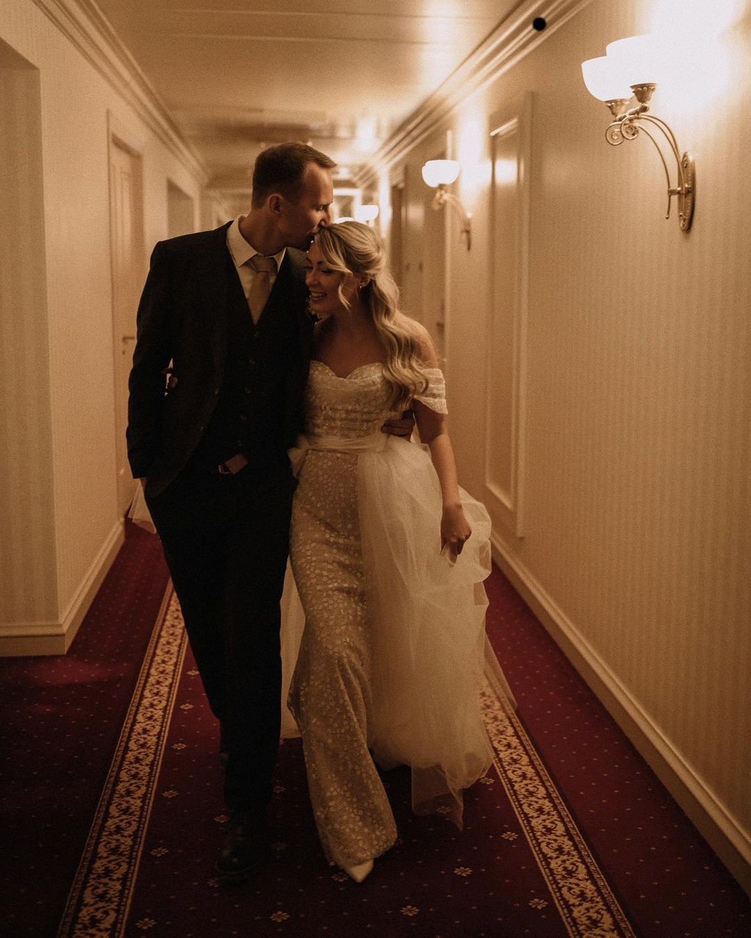 Gorgeous Off-The-Shoulder Long Mermaid Wedding Dress With Detachable Tulle Train-BallBride