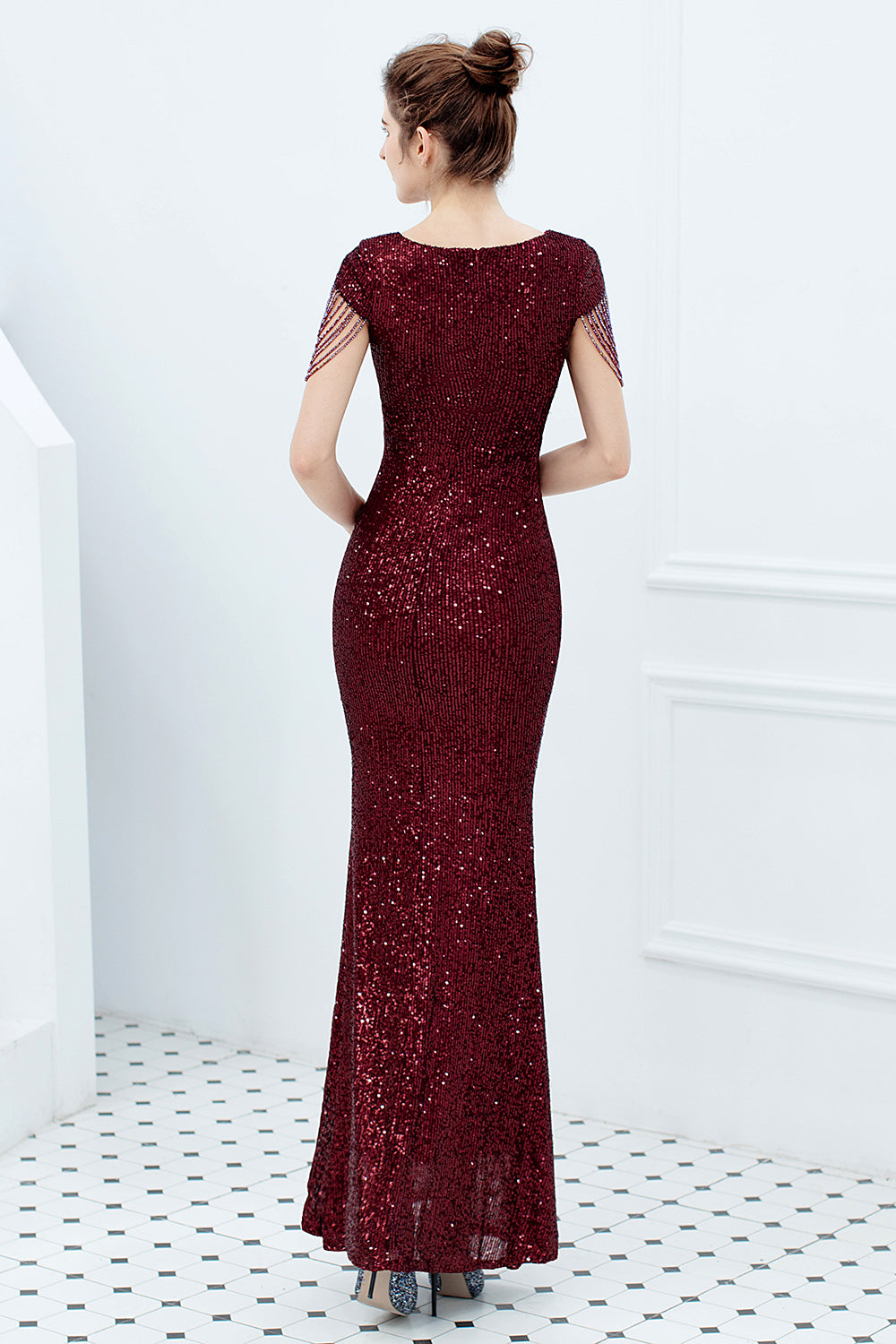 Gorgeous Sequins Prom Dress with Long Cap Sleeves and V-Neck Mermaid Party Gowns-BallBride