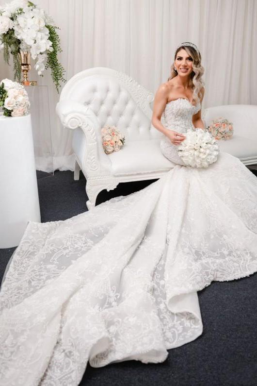 Gorgeous Sweetheart Mermaid Wedding Dress with Appliques Lace and Backless-BallBride