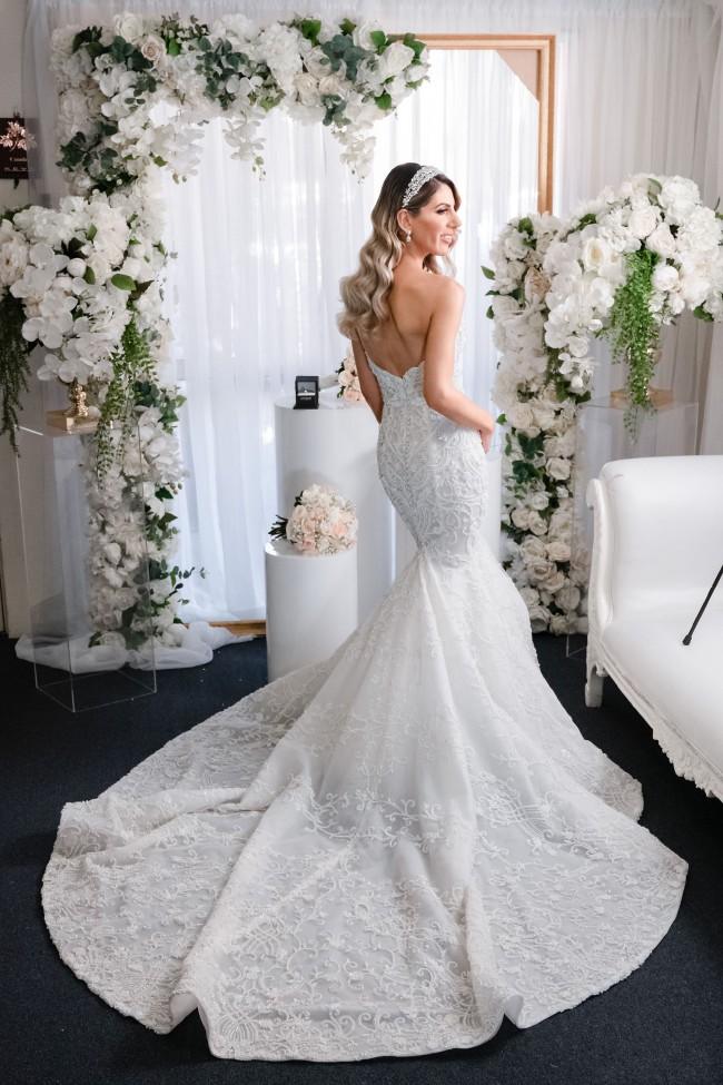 Gorgeous Sweetheart Mermaid Wedding Dress with Appliques Lace and Backless-BallBride