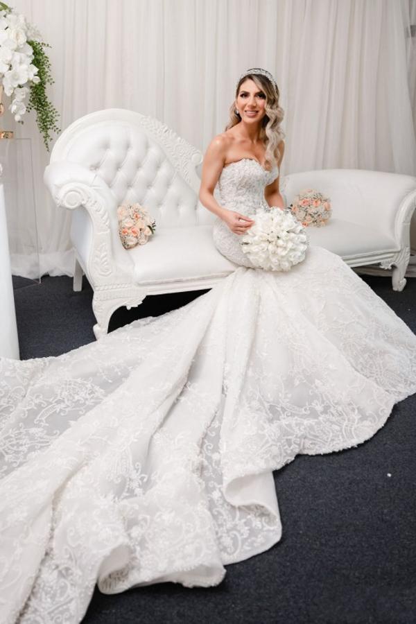Gorgeous Sweetheart Mermaid Wedding Dress with Appliques Lace and Backless-BallBride