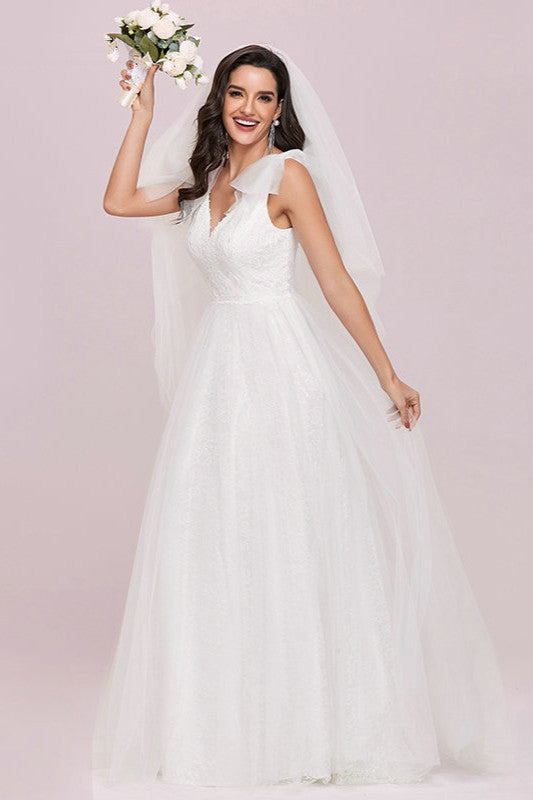 Gorgeous V-Neck Sleeveless Lace Wedding Dress-BallBride