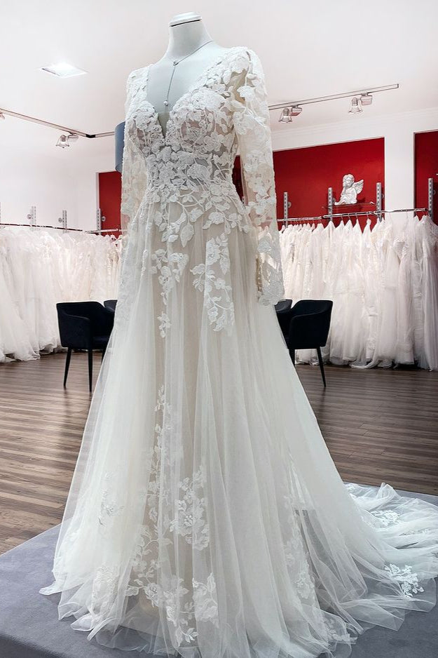 Ivory A-line Lace Open Back Wedding Dress with Tulle Appliques-BallBride
