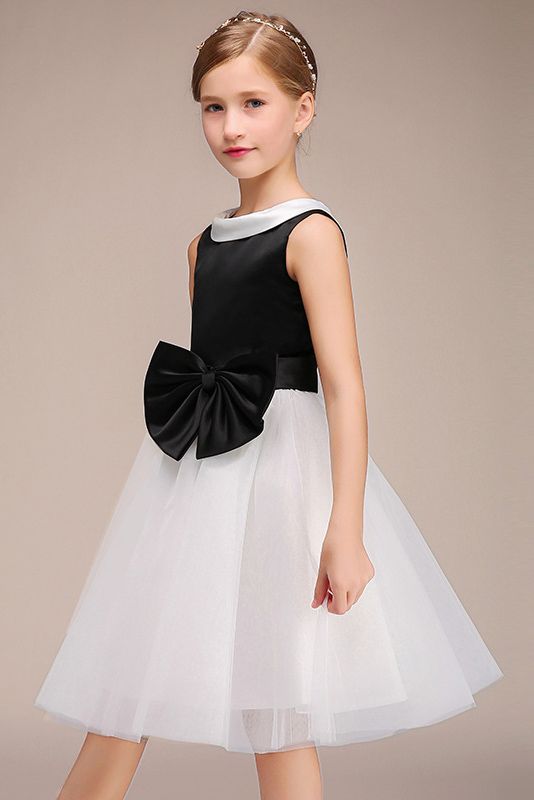 Latest V-Neck Sleeveless Flower Girl Dress in Tulle-BallBride