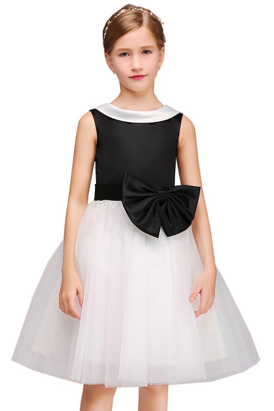 Latest V-Neck Sleeveless Flower Girl Dress in Tulle-BallBride