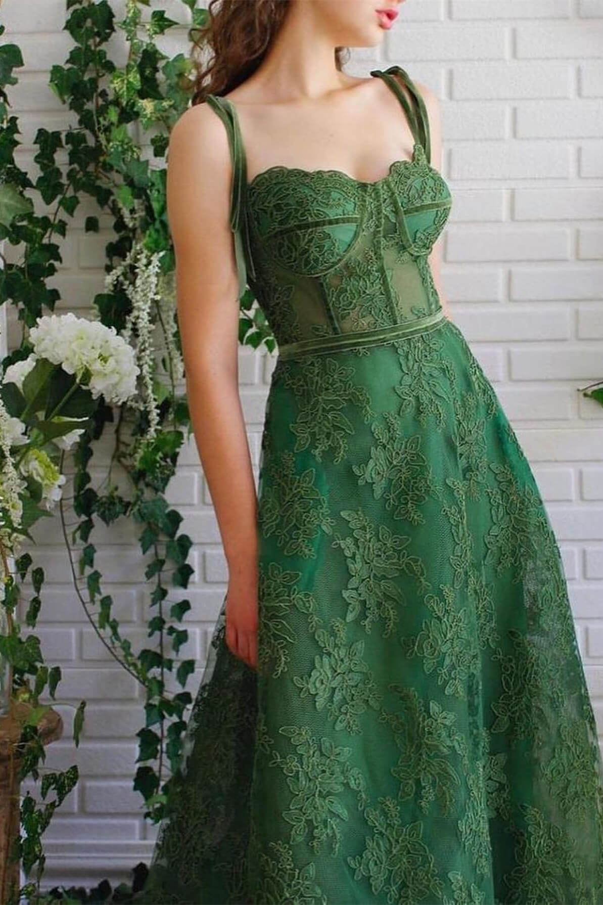 Long A-Line Strapless Emerald Green Spaghetti-Straps Evening Dress with Appliques-BallBride