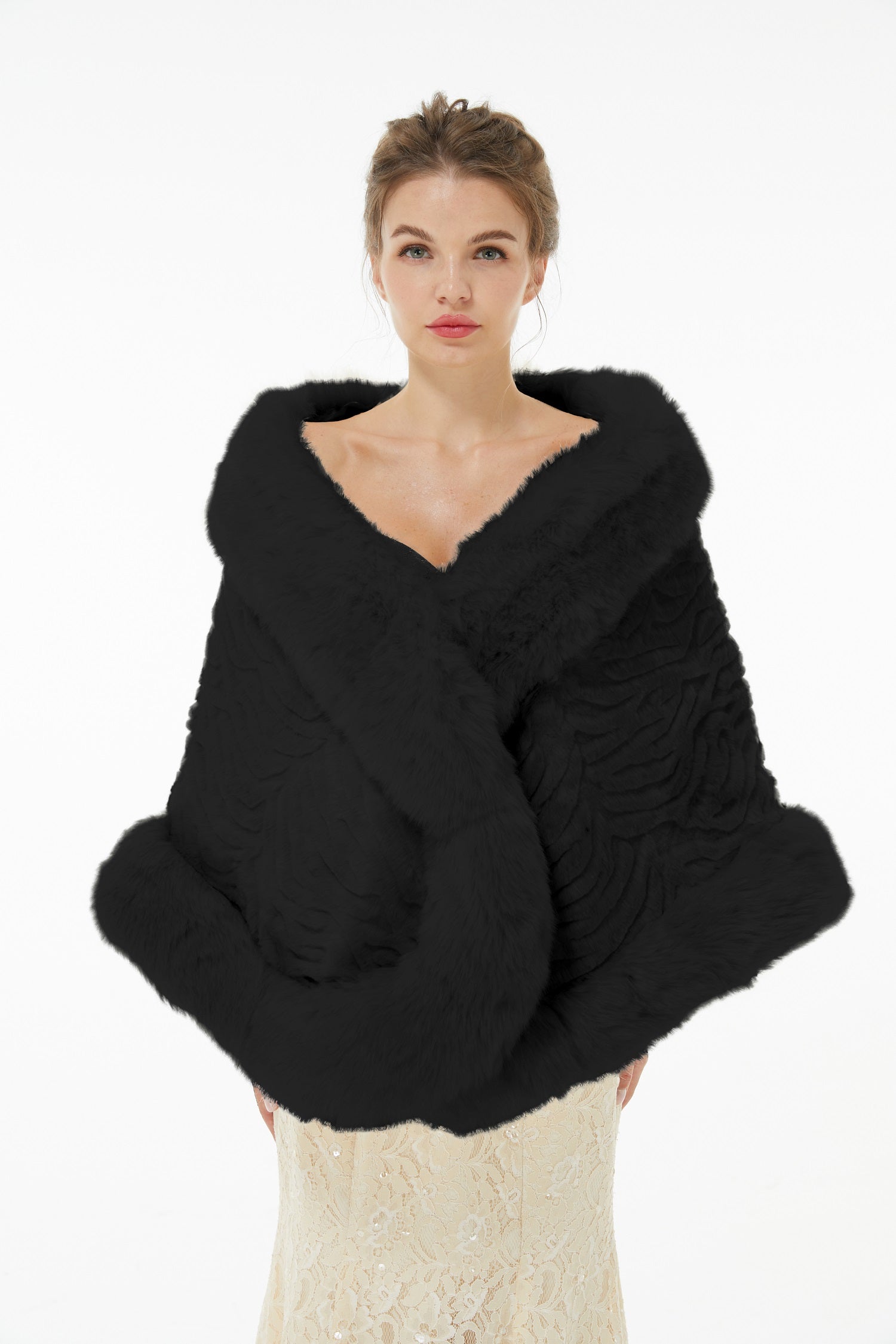 Luxurious Black Faux Fur Wrap for Winter Weddings-BallBride