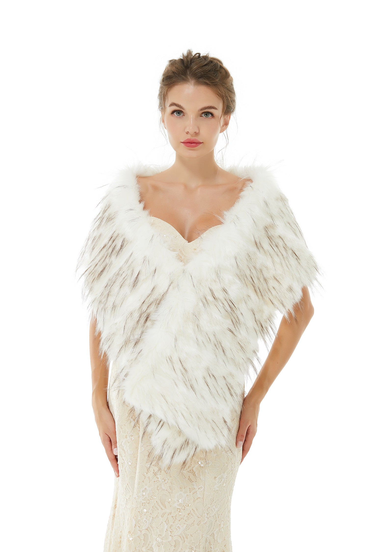 Luxury Faux Fur Wrap for Winter Weddings-BallBride