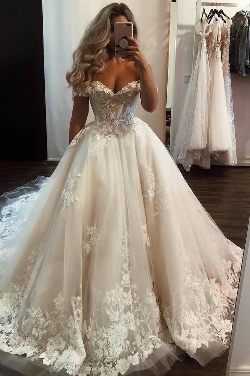 Luxury Long A-line Off-the-shoulder Wedding Dress with Tulle Lace-BallBride