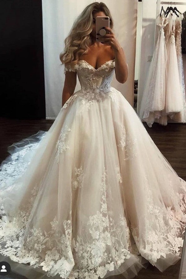 Luxury Long A-line Off-the-shoulder Wedding Dress with Tulle Lace-BallBride