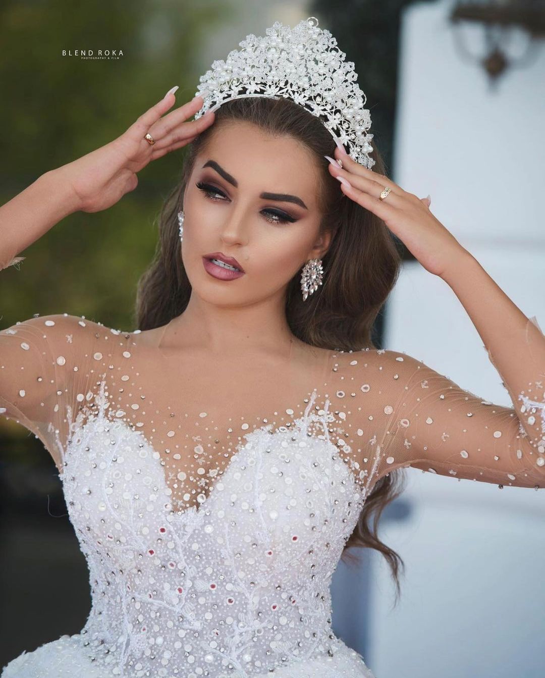 Luxury Long Ball Gown Sweetheart Wedding Dress with Sleeves and Beads-BallBride