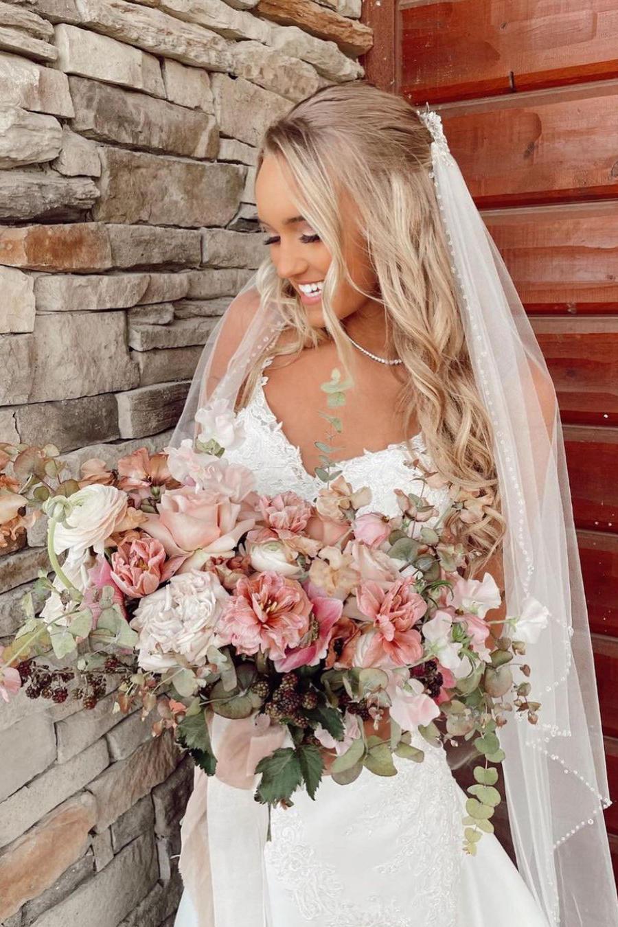 Mermaid Wedding Dress with Appliques Lace and Sexy Spaghetti-Straps V-neck-BallBride