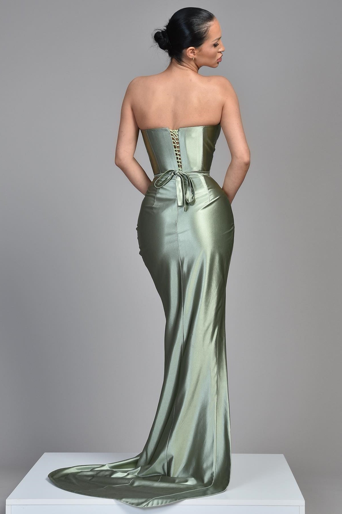 Modern Dusty Sage Sweetheart Prom Dress with Mermaid Pleats and Split-BallBride