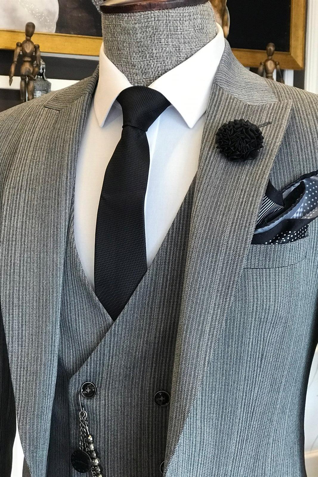 Modern Gery 3-Piece Business Suits with One Button Peaked Lapel for Men-BallBride