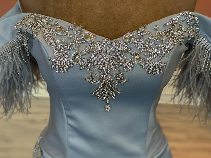 Modern Off-the-Shoulder Sweetheart Mermaid Prom Dress with Beadings and Split Feathers-BallBride