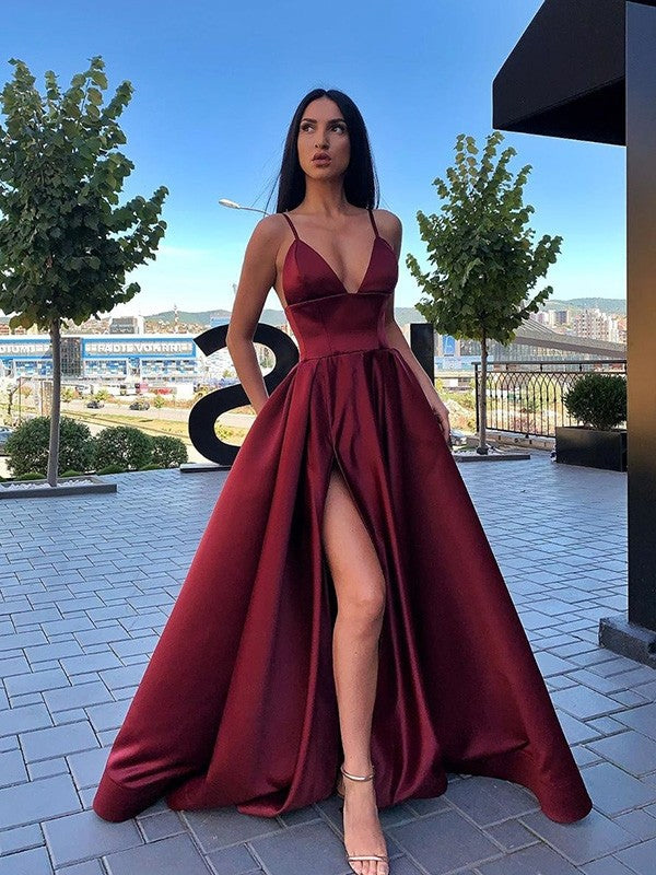 Modern Spaghetti-Straps V-Neck Prom Dress with Pocket-BallBride