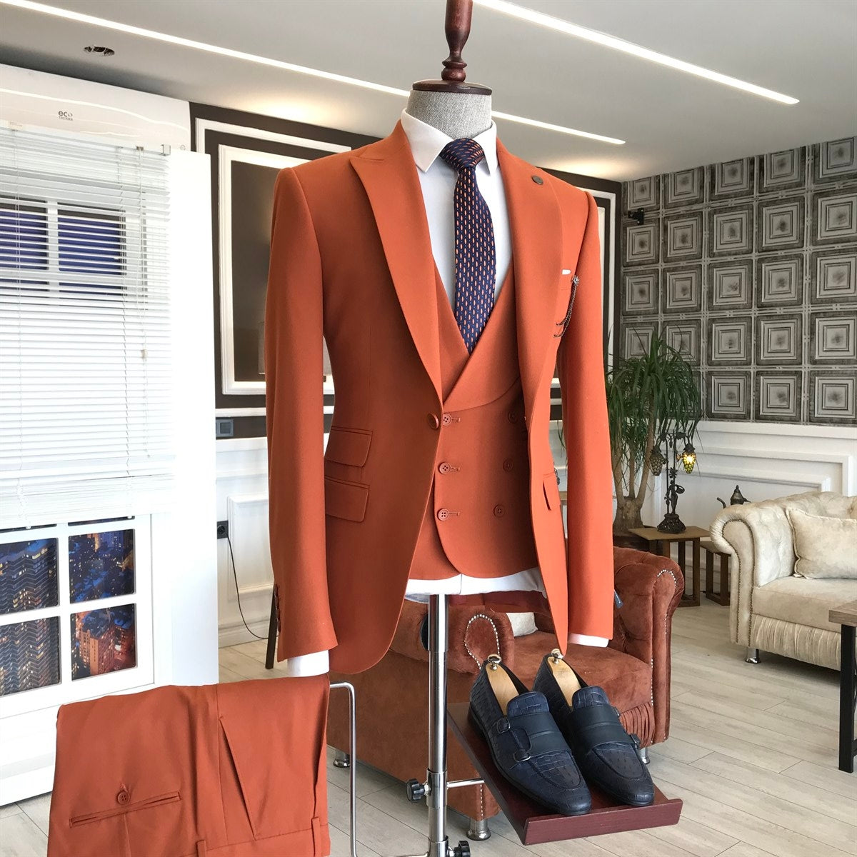 New Business Formal Prom Suits for Guys with Peaked Lapel-BallBride