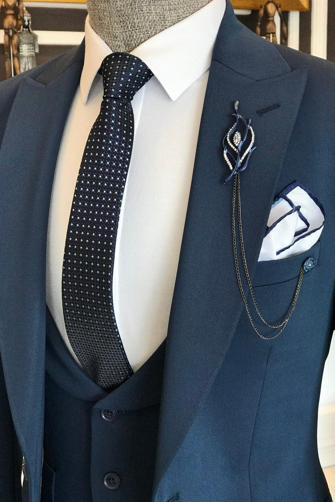 Newest Navry Peaked Lapel Three Pieces Men Suits - Perfect For Business-BallBride