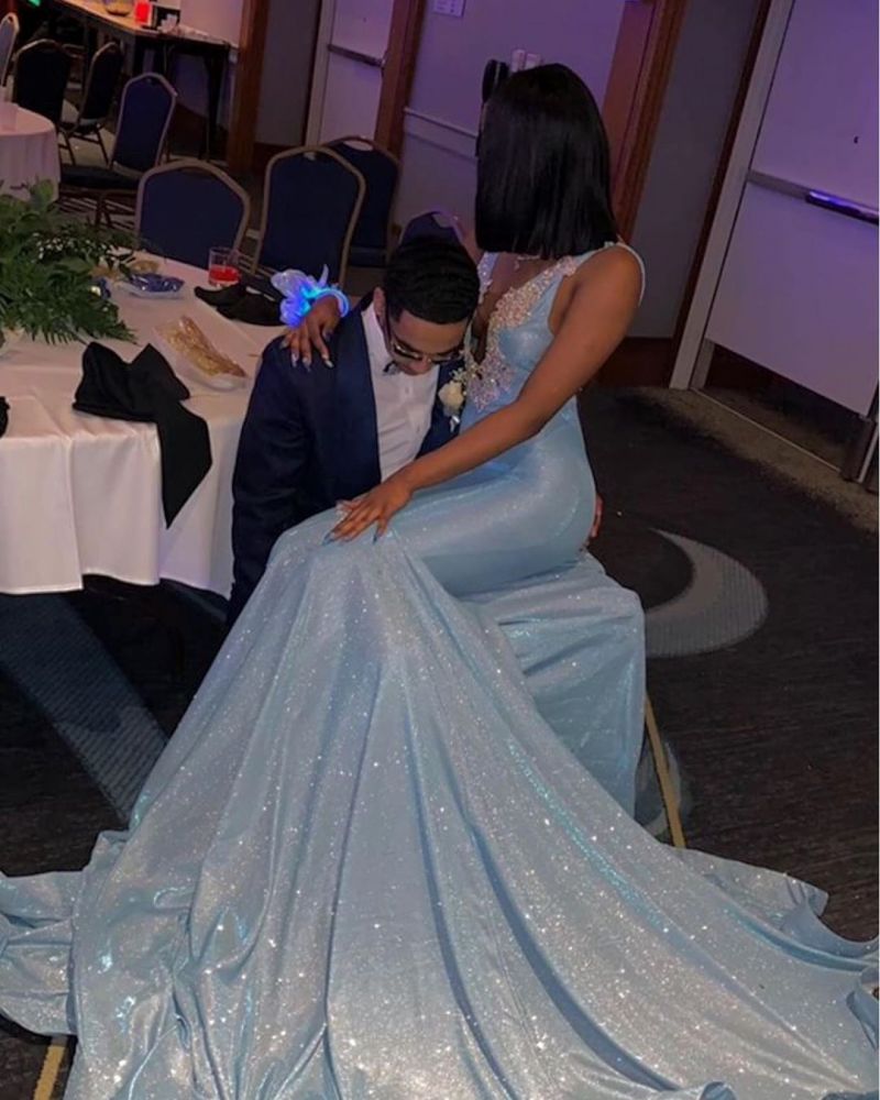 Newest Sky Blue V-Neck Appliques Sleeveless Prom Dress-BallBride