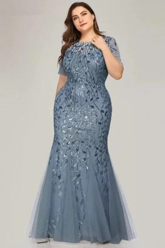 Plus Size Elegant Long Evening Dress With Lace Appliques-BallBride