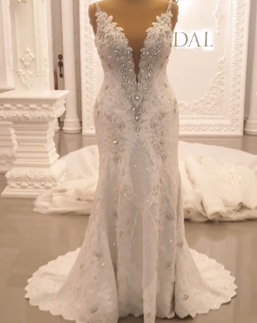 Pretty Sweetheart Spaghetti-Straps Wedding Dress With Lace Appliques-BallBride