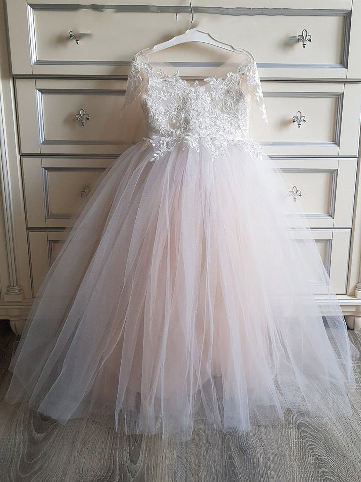 Princess Boho Flower Girl Dresses with Appliques Bow and 3/4-Length Sleeves-BallBride