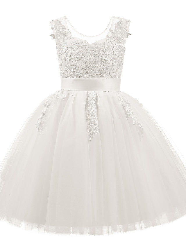 Princess Short Sleeved Scoop Neck Flower Girl Dress With Appliques-BallBride