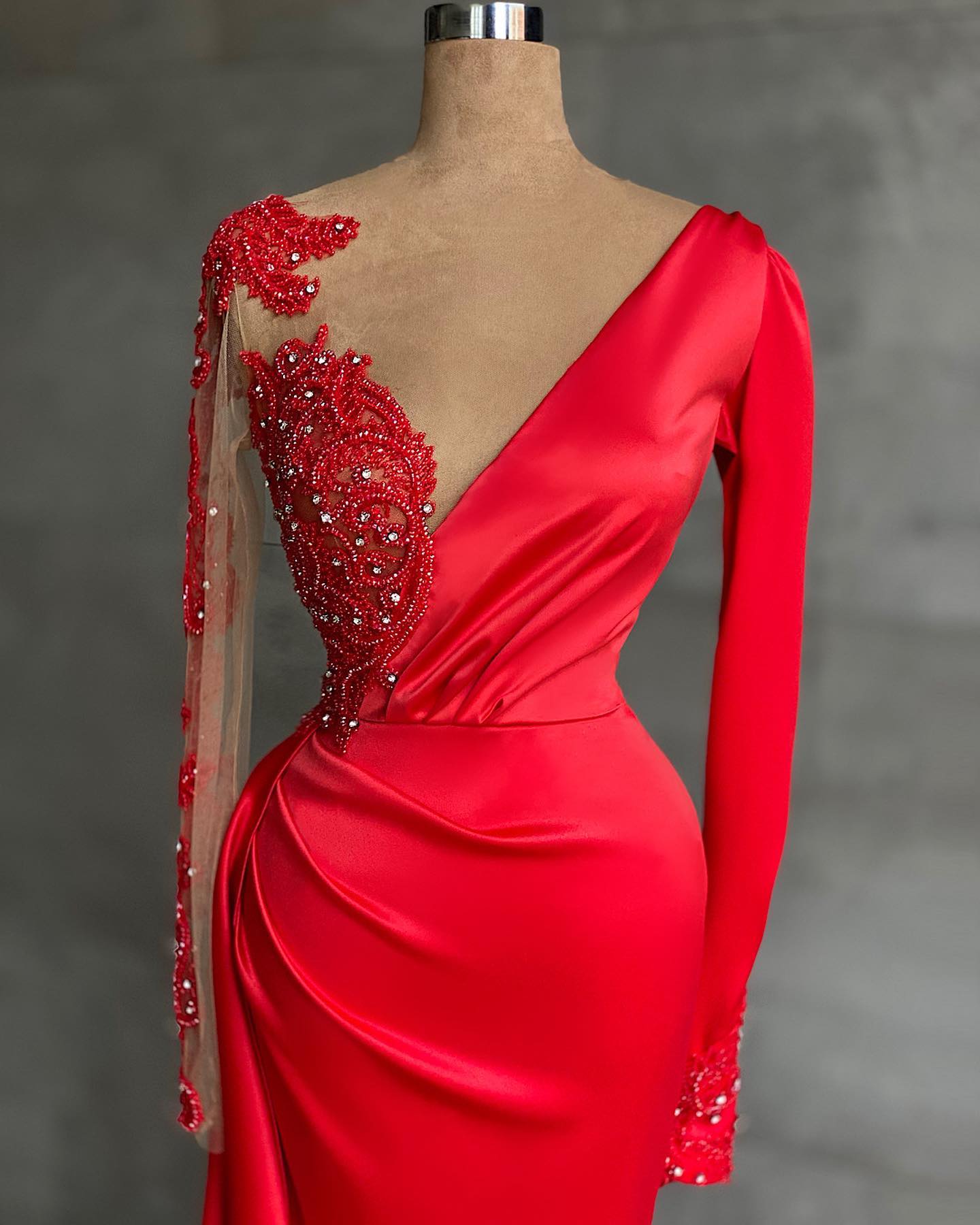 Red Long Sleevess Prom Dress with Beadings and Mermaid Slit-BallBride