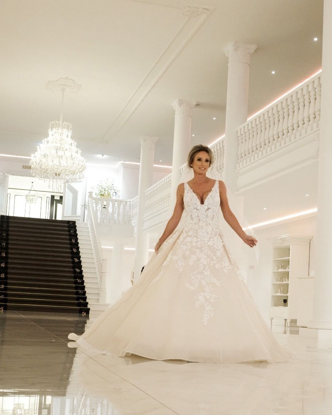 Sexy A-Line Deep V-neck Spaghetti-Straps Floor-length Wedding Dress with Appliques Lace and Backless Design-BallBride