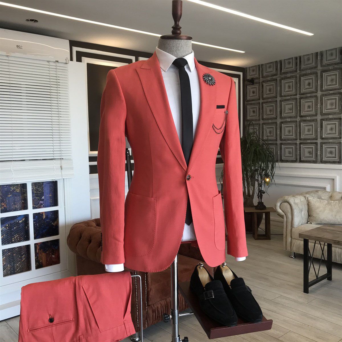 Simple Red Peaked Lapel Blazer Suit With 2 Flaps for Marriage-BallBride