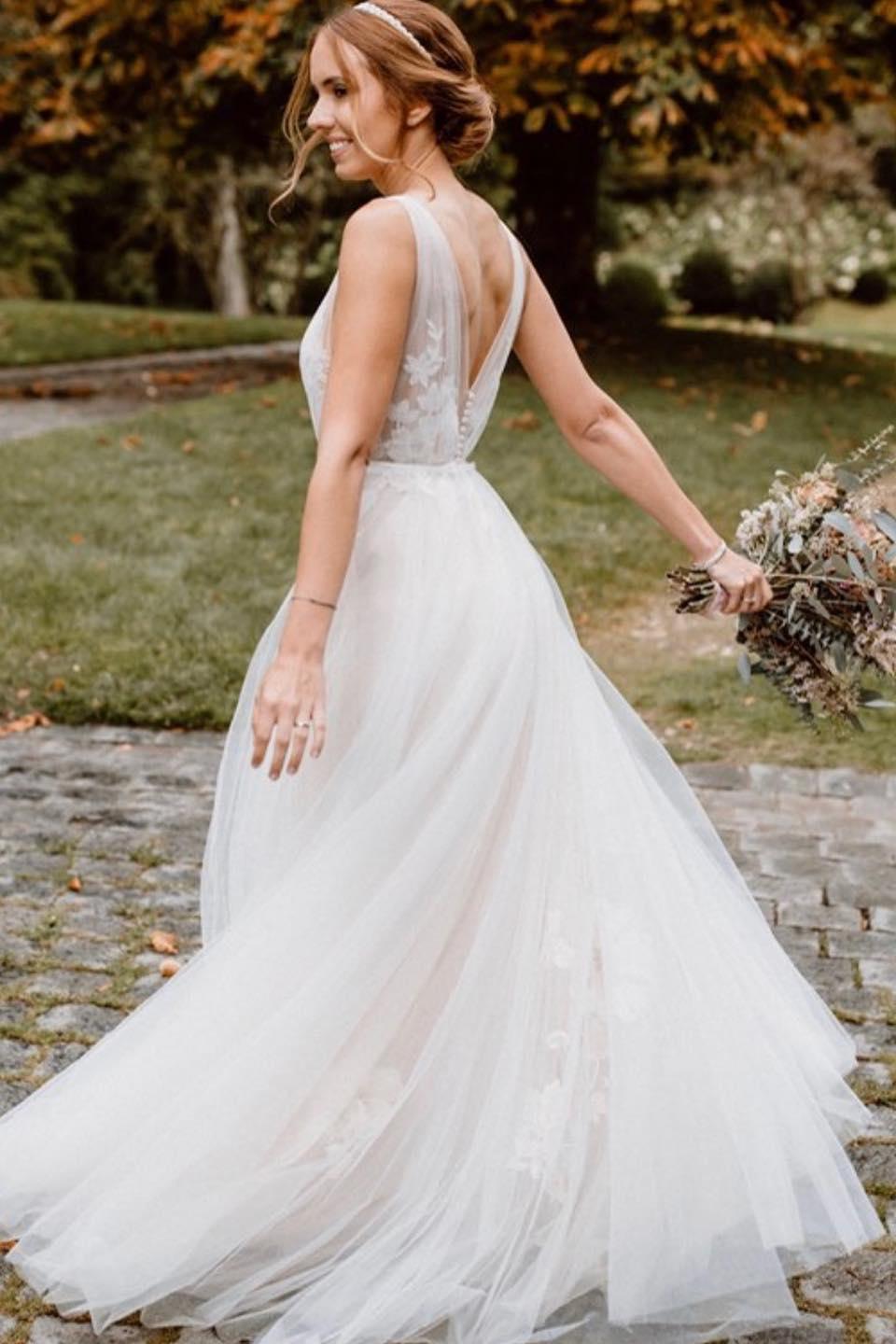 Stunning A-Line Deep V-neck Floral Wedding Dress with Open Back and Tulle Skirt-BallBride