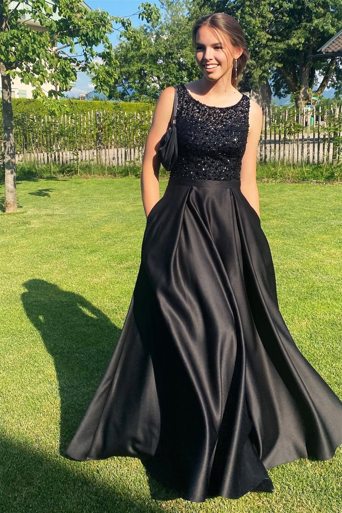 Stunning Black Elegant Long Prom Dress with Sequins and Jewel Mermaid Sleeveless-BallBride