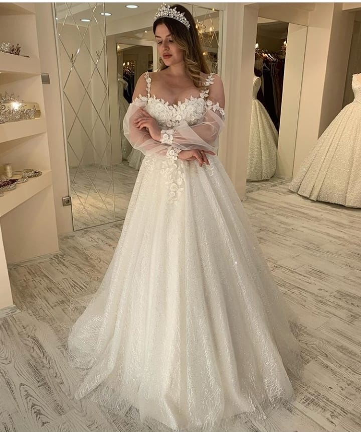 Stunning Sweetheart Spaghetti-Straps Long Wedding Dress With Sleeves-BallBride