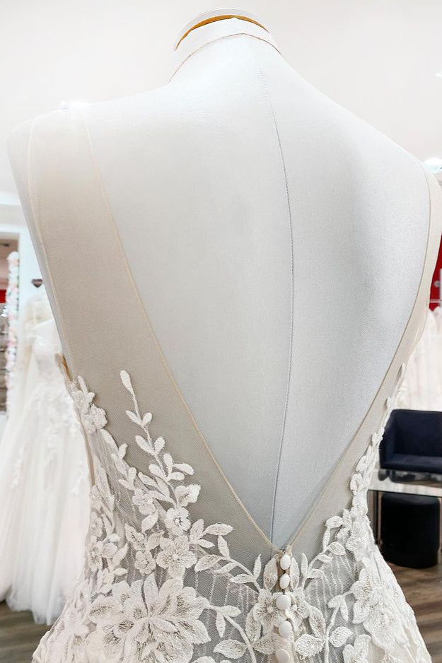 Stunning Sweetheart Tulle Wedding Dress with A-line Skirt, Open Back and Appliques Ruffles-BallBride