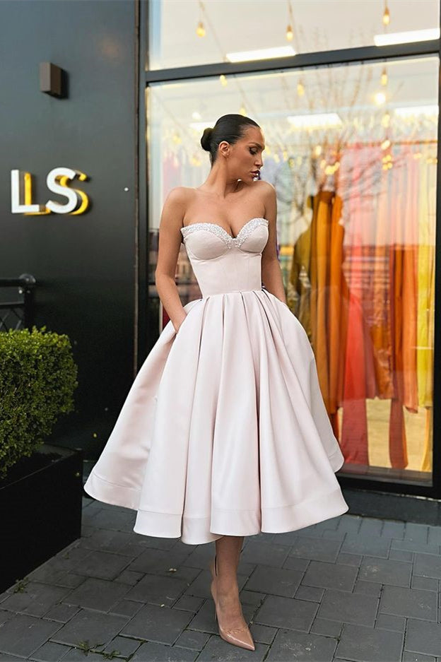 Sweetheart Sleeveless Beading Short Evening Dress with Pockets-BallBride