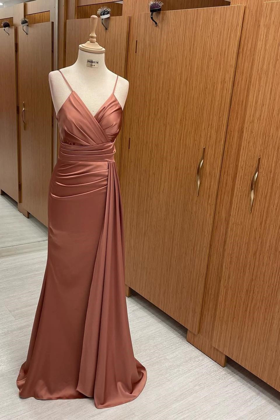V-Neck Elegant Spaghetti-Straps Mermaid Evening Dress-BallBride