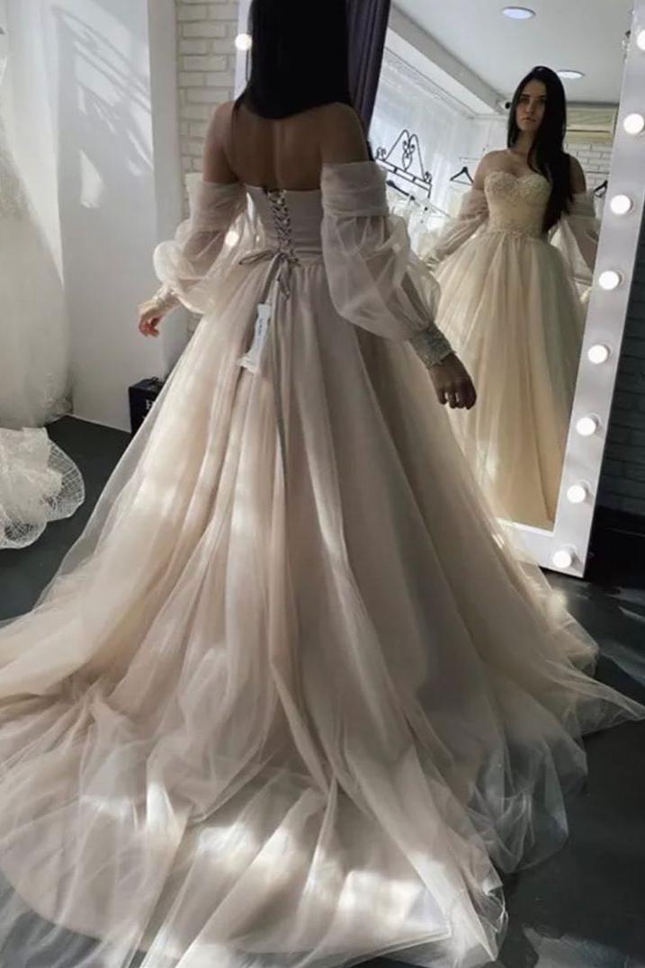 Vintage Sweetheart Long Sleeve A-Line Wedding Dress With Backless Appliques Lace and Crystal Tulle-BallBride