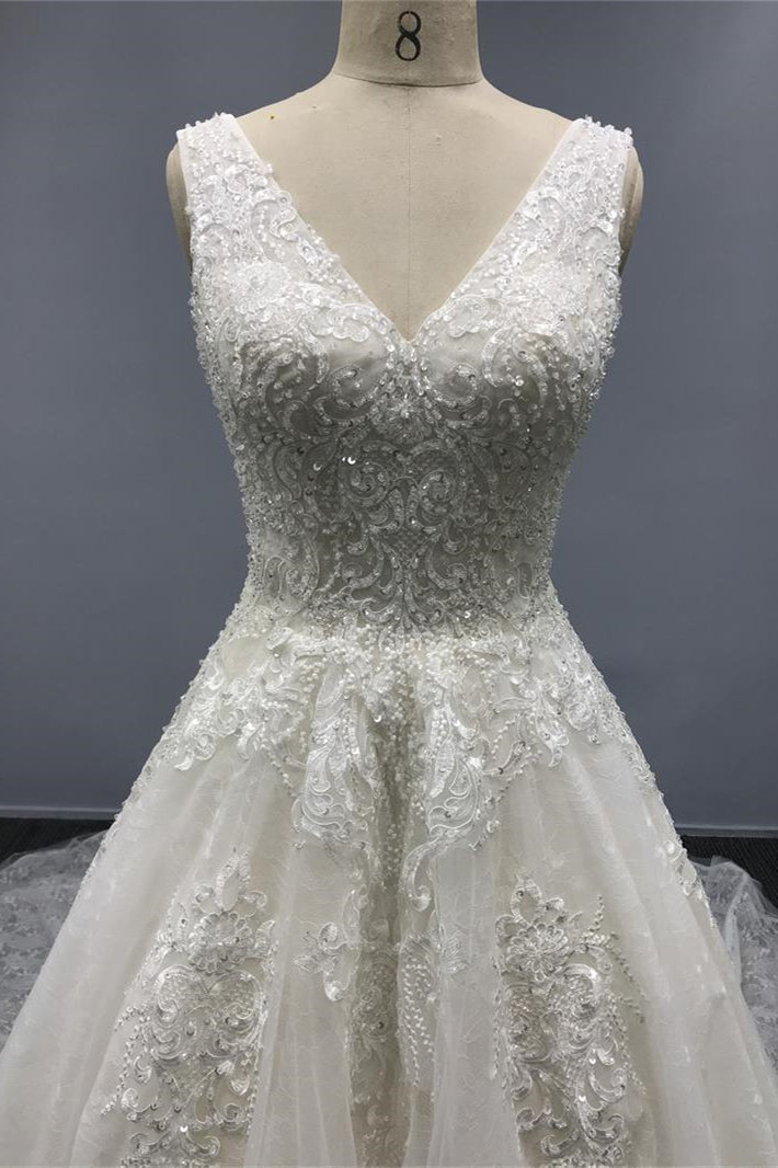 White A Line Sleeveless Tulle Sweetheart Wedding Dress with Appliques and Sequins for Court-BallBride