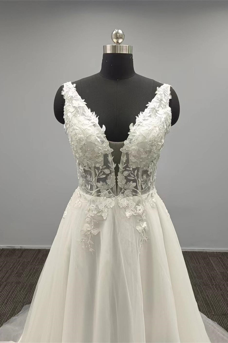 White V Neck A Line Wedding Dress with Tulle Appliques and Open Back-BallBride