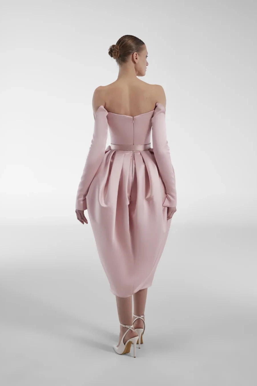 Dazzling Pink Sweetheart Long Sleeves Satin Evening Dresses Pleats With Zipper