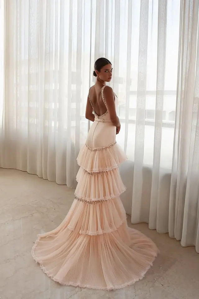 Elegant Straps Sleeveless Satin Tulle Mermaid Evening Dresses Backless Gem With Pleats
