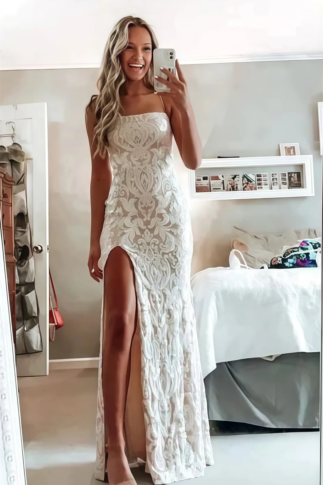 Dazzling Spaghetti-Straps Sleeveless Mermaid Evening Dresses Column With High Split