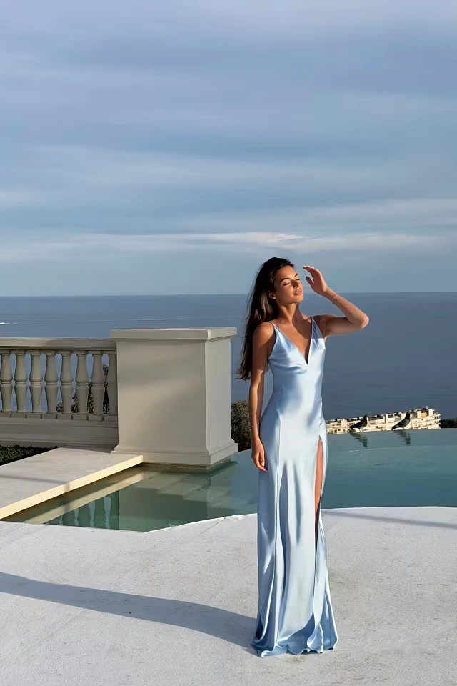 Charming Sky Blue V-Neck Spaghetti-Straps Satin Evening Dresses Mermaid Backless With High Split