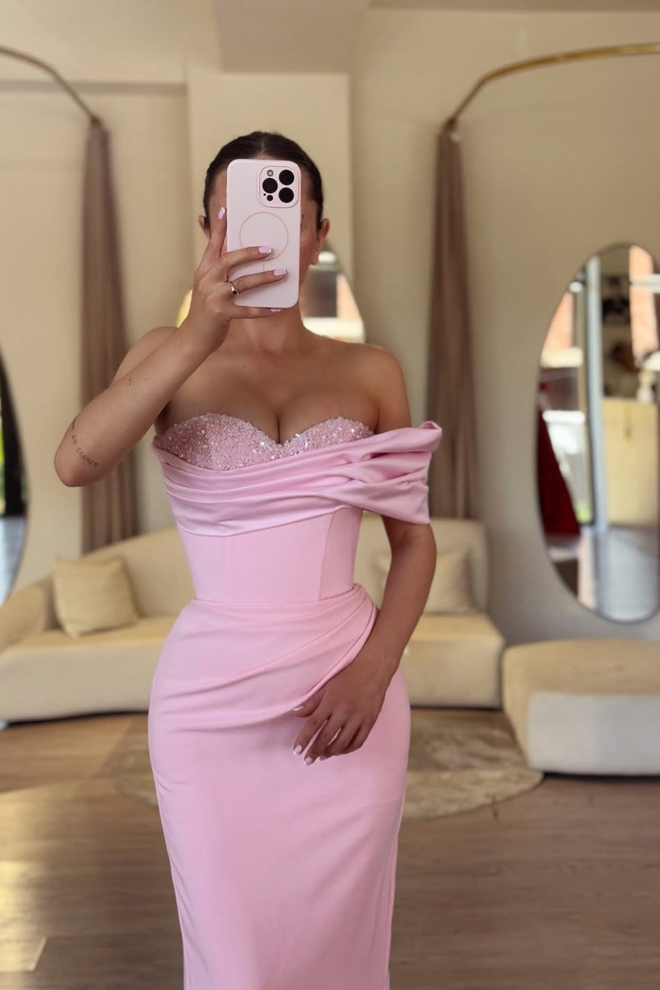 Dazzling Pink One Shoulder Satin Mermaid Evening Dresses Sheath With Beads